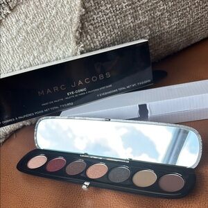 Marc Jacobs Eye-Conic Eyeshadow Palette , 800 Flamboyant, NWT